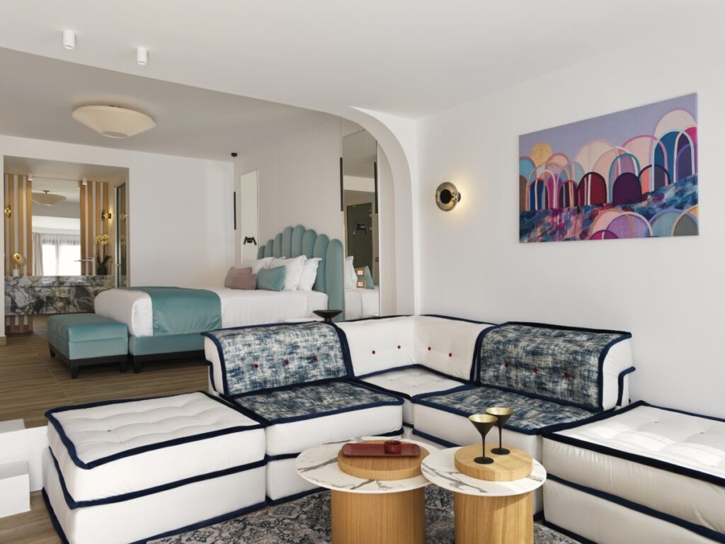 Santorini upgraded single room