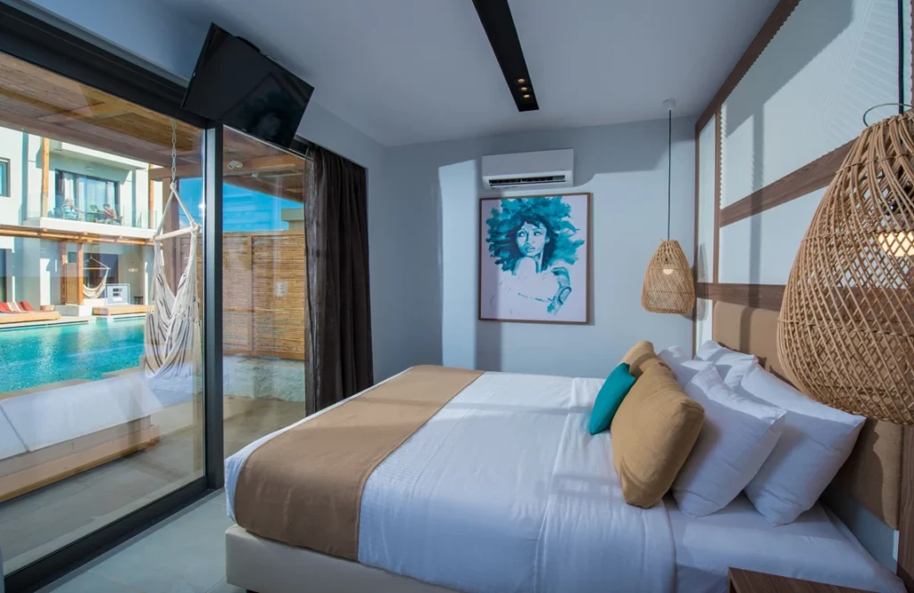 Crete upgraded single room